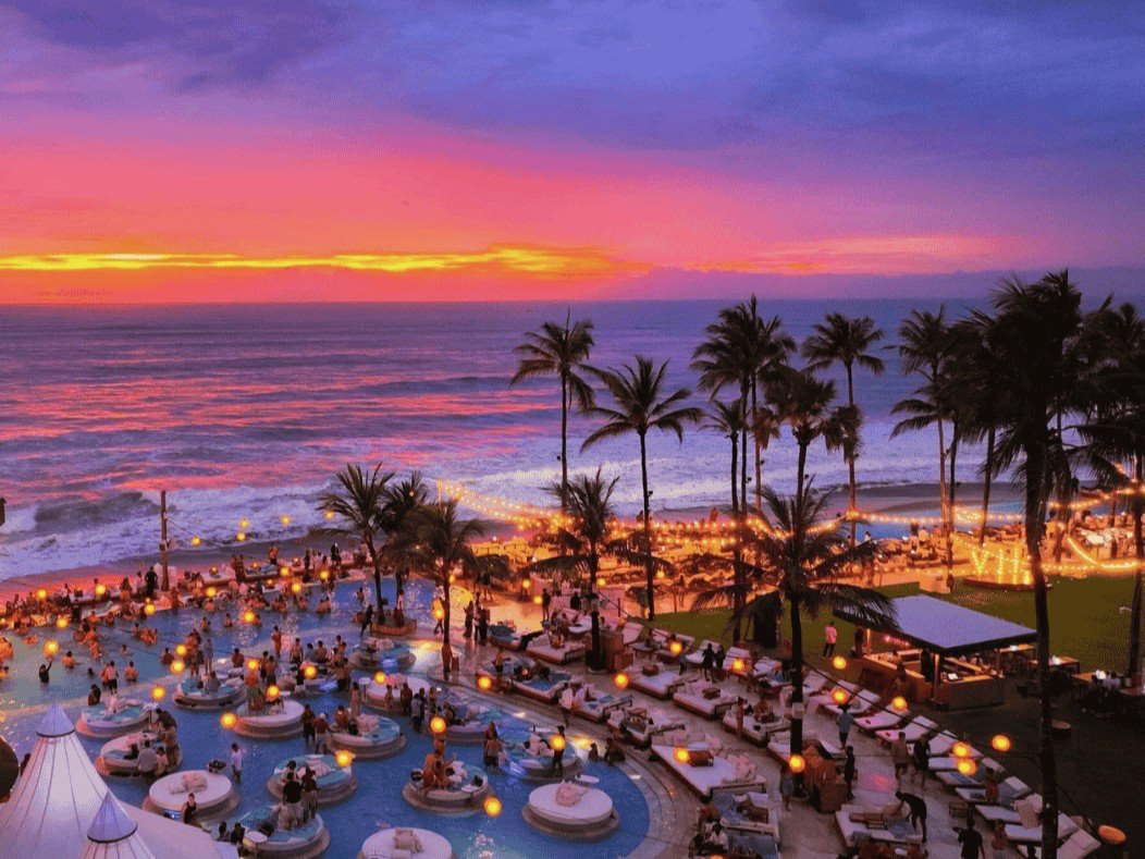 Finns Beach Club Bali