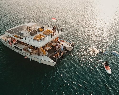 Utopia Catamaran Yacht Day Bali